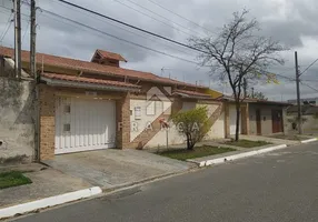 Foto 1 de Casa com 3 Quartos à venda, 220m² em Jardim Santa Maria, Jacareí