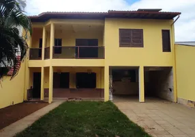 Foto 1 de Casa com 3 Quartos à venda, 205m² em Centro, Ipatinga