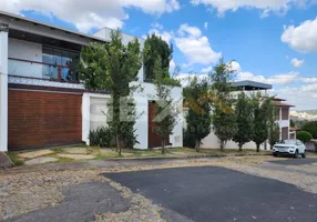 Foto 1 de Casa com 4 Quartos à venda, 540m² em Levindo Paula Pereira, Divinópolis