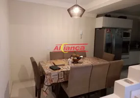 Foto 1 de Casa com 3 Quartos à venda, 120m² em Jardim Celia, Guarulhos