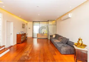 Foto 1 de Casa com 4 Quartos à venda, 390m² em Vila Ipojuca, São Paulo