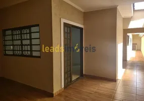 Foto 1 de Casa com 2 Quartos à venda, 126m² em Santa Rita, Jardinópolis