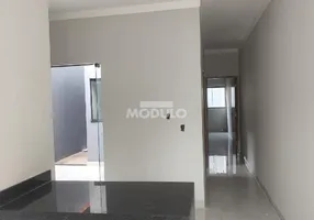 Foto 1 de Casa com 2 Quartos à venda, 125m² em Alto Umuarama, Uberlândia