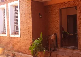 Foto 1 de Casa com 3 Quartos à venda, 140m² em Vila Tibério, Ribeirão Preto