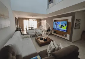 Foto 1 de Casa de Condomínio com 3 Quartos à venda, 230m² em Vila Albertina, São Paulo
