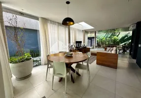 Foto 1 de Casa de Condomínio com 4 Quartos para alugar, 150m² em Camburi, São Sebastião