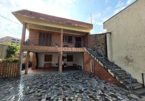 Foto 1 de Casa com 2 Quartos para alugar, 140m² em Jardim Itú Sabará, Porto Alegre