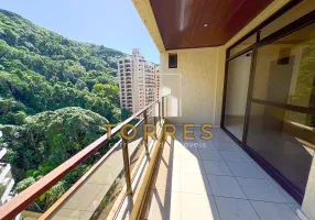 Foto 1 de Apartamento com 3 Quartos à venda, 150m² em Praia das Pitangueiras, Guarujá