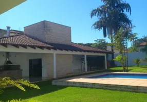 Foto 1 de Casa com 3 Quartos para alugar, 137m² em Jardim Vitória, Cuiabá