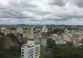 Foto 1 de Casa com 4 Quartos à venda, 288m² em Jardim Alvorada, Belo Horizonte
