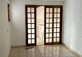 Foto 1 de Casa com 4 Quartos à venda, 170m² em Parque Oratorio, Santo André