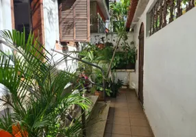 Foto 1 de Imóvel Comercial com 4 Quartos para alugar, 400m² em Humaitá, Rio de Janeiro
