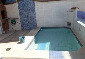 Foto 1 de Casa com 4 Quartos à venda, 195m² em Santa Rosa, Niterói