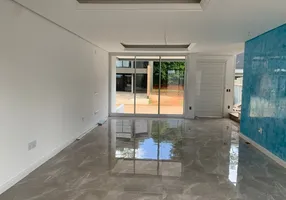 Foto 1 de Casa de Condomínio com 4 Quartos à venda, 145m² em Jansen, Gravataí