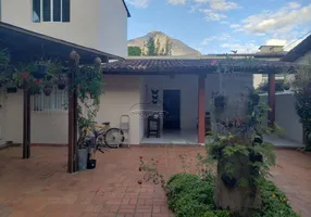 Foto 1 de Casa com 3 Quartos à venda, 360m² em Ilha dos Araujos, Governador Valadares