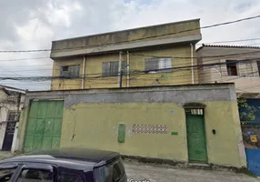 Foto 1 de Galpão/Depósito/Armazém com 8 Quartos à venda, 329m² em Olaria, Rio de Janeiro
