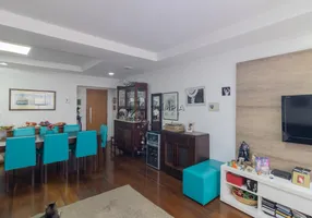 Foto 1 de Apartamento com 3 Quartos para alugar, 138m² em Bela Vista, São Paulo