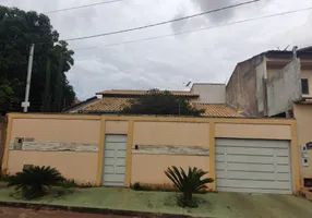 Foto 1 de Casa com 3 Quartos à venda, 200m² em Jardim Fonte Nova, Goiânia