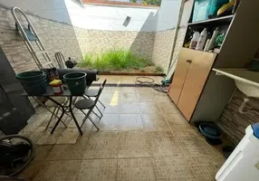 Foto 1 de Casa com 2 Quartos à venda, 75m² em Maruípe, Vitória