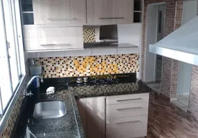 Foto 1 de Apartamento com 2 Quartos à venda, 70m² em Jardim Ana Estela, Carapicuíba