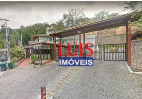 Foto 1 de Lote/Terreno à venda, 572m² em Piratininga, Niterói