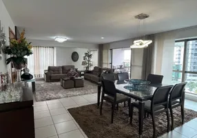 Foto 1 de Apartamento com 5 Quartos à venda, 214m² em Ribeira, Natal