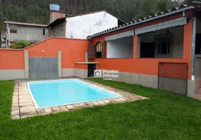 Foto 1 de Casa com 4 Quartos à venda, 158m² em Parque Maria Teresa, Nova Friburgo