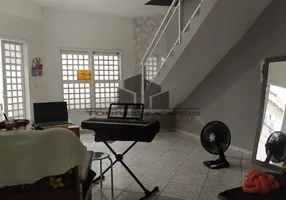Foto 1 de Casa de Condomínio com 2 Quartos para alugar, 50m² em Jacarepaguá, Rio de Janeiro