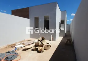 Foto 1 de Casa com 2 Quartos à venda, 51m² em Novo Delfino, Montes Claros