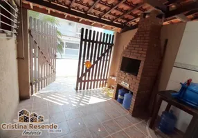 Foto 1 de Casa com 2 Quartos à venda, 70m² em Silop, Ubatuba