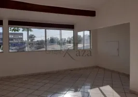 Foto 1 de Sobrado com 4 Quartos à venda, 241m² em Jardim Bela Vista, São José dos Campos