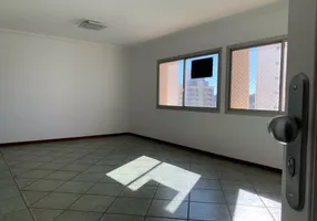 Foto 1 de Apartamento com 3 Quartos para alugar, 120m² em Centro, Campinas