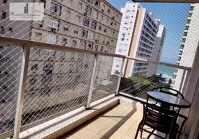 Foto 1 de Apartamento com 3 Quartos à venda, 110m² em Praia das Pitangueiras, Guarujá