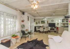 Foto 1 de Casa com 3 Quartos à venda, 220m² em Jardim Leopoldina, Porto Alegre