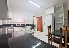 Foto 1 de Sobrado com 3 Quartos à venda, 141m² em Vila Ema, São Paulo