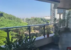 Foto 1 de Apartamento com 4 Quartos à venda, 305m² em Ibirapuera, São Paulo