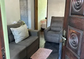 Foto 1 de Apartamento com 2 Quartos à venda, 44m² em Conjunto Habitacional Presidente Castelo Branco, Carapicuíba