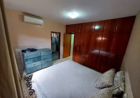 Foto 1 de Casa com 3 Quartos à venda, 377m² em Jardim Balneário Meia Ponte, Goiânia