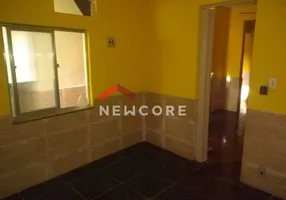 Foto 1 de Casa de Condomínio com 2 Quartos à venda, 60m² em Honório Gurgel, Rio de Janeiro