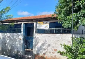 Foto 1 de Casa com 2 Quartos à venda, 60m² em Pinheiro Machado, Santa Maria