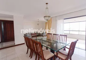 Foto 1 de Apartamento com 4 Quartos à venda, 193m² em Caminho Das Árvores, Salvador