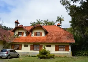 Foto 1 de Casa com 7 Quartos à venda, 450m² em Pimenteiras, Teresópolis