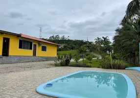 Foto 1 de Fazenda/Sítio com 2 Quartos à venda, 112m² em Area Rural de Biguacu, Biguaçu
