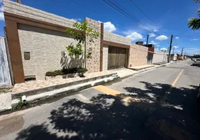 Foto 1 de Casa com 2 Quartos à venda, 144m² em Massagueira, Marechal Deodoro