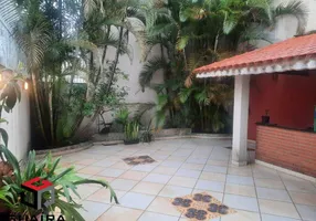 Foto 1 de Casa com 3 Quartos à venda, 333m² em Camilópolis, Santo André