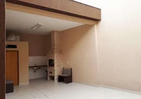 Foto 1 de Casa com 2 Quartos à venda, 47m² em Alto do Cabrito, Salvador