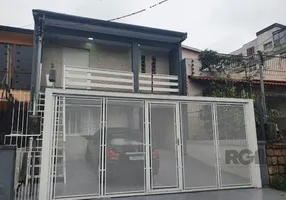 Foto 1 de Casa com 3 Quartos à venda, 206m² em Azenha, Porto Alegre
