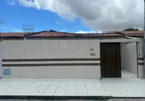 Foto 1 de Casa com 4 Quartos à venda, 130m² em Parangaba, Fortaleza