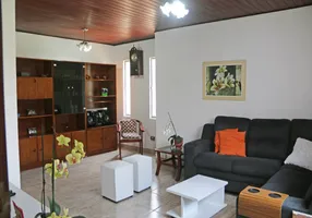 Foto 1 de Casa com 3 Quartos à venda, 100m² em Jardim Guarapiranga, São Paulo