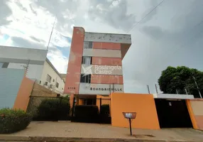 Foto 1 de Apartamento com 3 Quartos para alugar, 75m² em Centro, Teresina